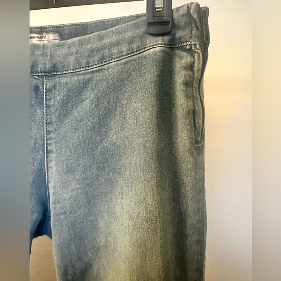 Free people flare jeans - Picture 3 of 5